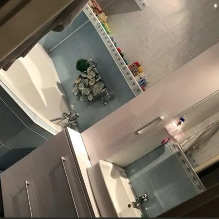 Fully Equipment Apartment, 10 Minutes From Centre Lejlighed *